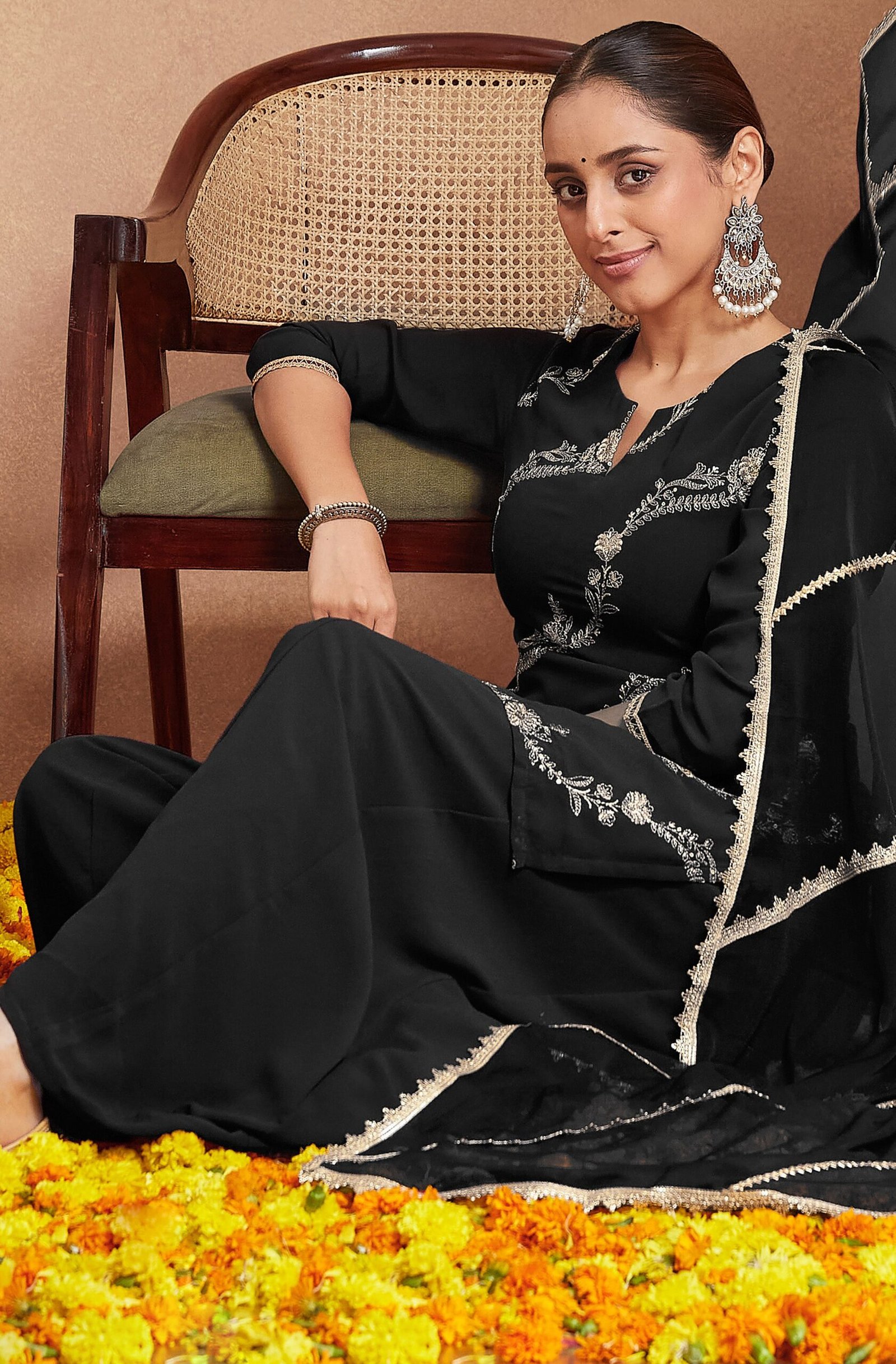 Kurta Set – Indian Beautiful Black Kurti - Image 9