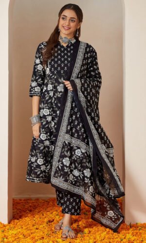 Kurta Set – Black Kurti